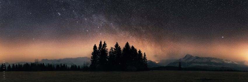 Mléčná dráha a Kassiopea nad Tatrami